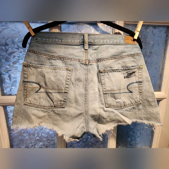 American Eagle Outfitters High-waisted Distressed Jean Shorts - Picture 2 of 6